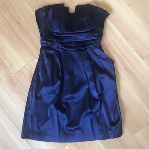 NWOT Junior’s Formal Strapless Dress with Ruched Bodice and Waist Belt, Size 9